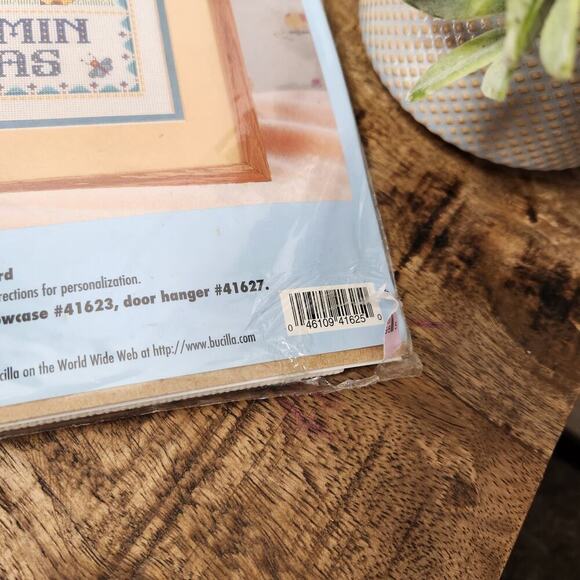 Bucilla‎ Needle Crafts Tepee Bears Cross Stich Kit Unopened - Picture 5 of 5